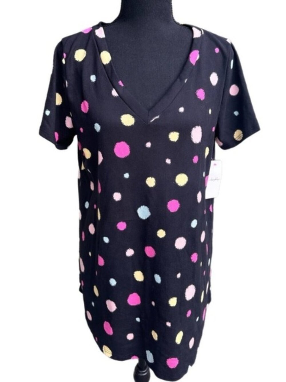 NWT Vanilla Bay Black V-neck‎ Polka Dot Top L